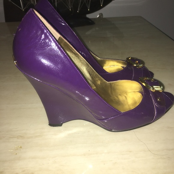 Guess Purple Platform Shoe - Picture 5 of 6